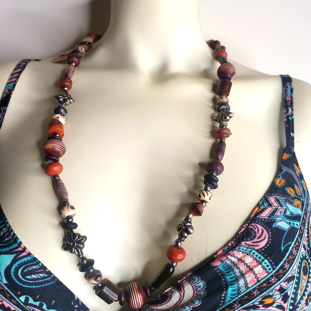 The Limit Boho beaded necklace color Brown Y2K Vintage